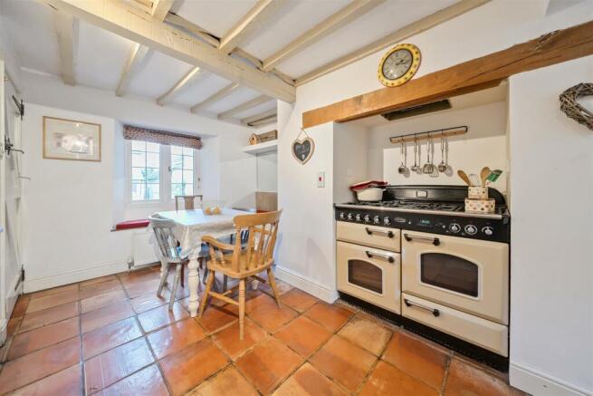 21 Lower Street, Pury End