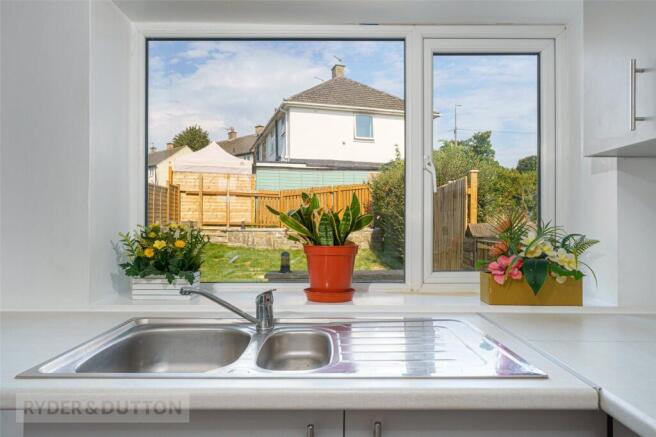 2 bed Terraced for sale Image 6