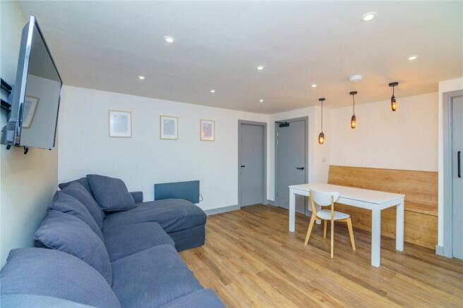 1 bed End of Terrace to rent Image 4
