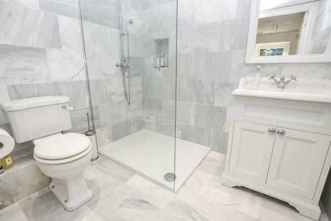 Luxury Shower Room