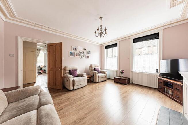 Living Room (6)