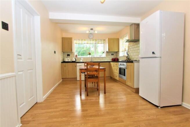 112579_606528882136_L_IMG_02_0000