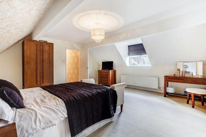BEDROOM 1