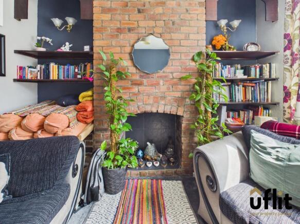 3 bed Terraced for sale Image 7