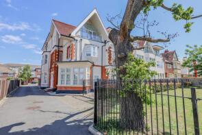 Apartment 6, 5, St Hildas Mews, Westcliff-on-sea SS0 8FL