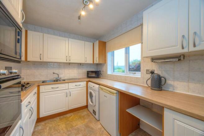 2 bed Detached Bungalow for sale Image 4