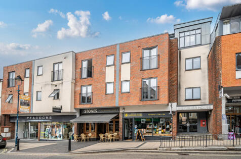 High Street, Alton, Hampshire, GU34