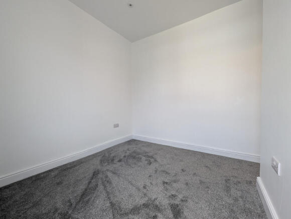 3 bed End of Terrace to rent Image 9