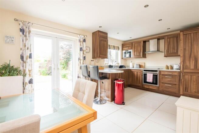 Kitchen / Diner