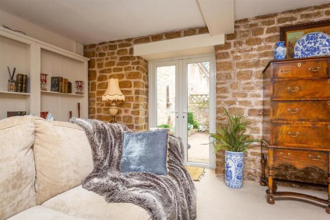 3 bed House for sale Image 8