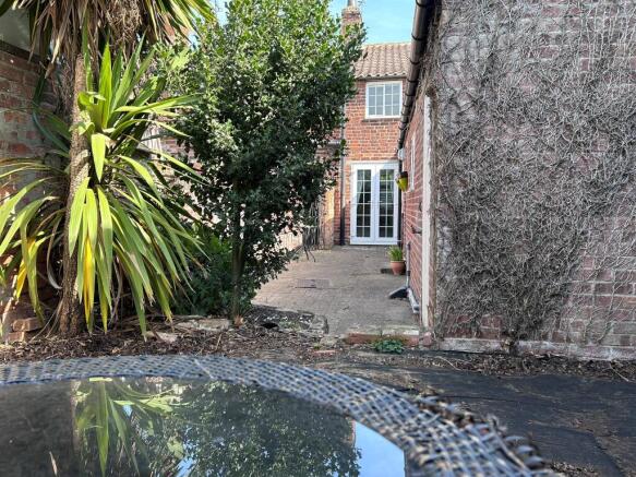 2 bed Character Property for sale Image 10
