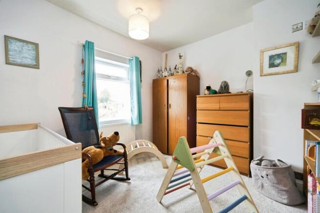 3 bed Semi-Detached for sale Image 7