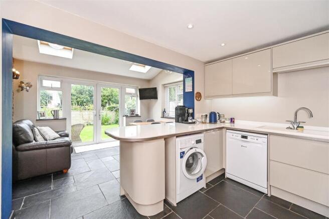 Kitchen Breakfast Room.jpg