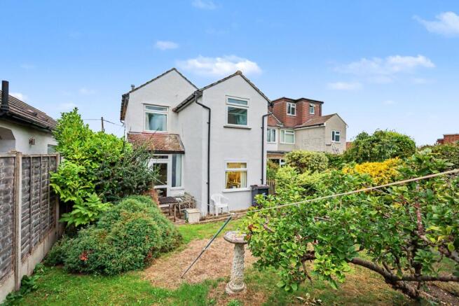 99 Glentrammon Road, Green Street Green, Orpington, Kent, BR6 6DQ