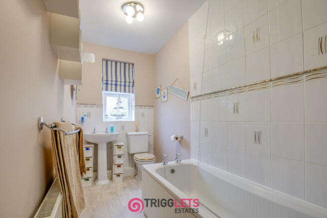2 bed Terraced for sale Image 9