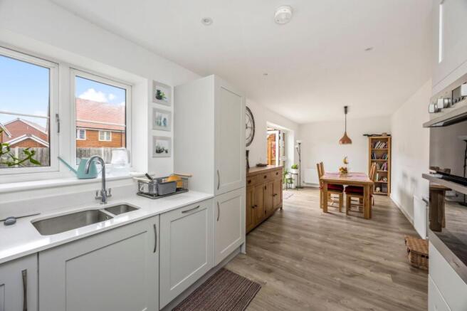 Kitchen / dining room