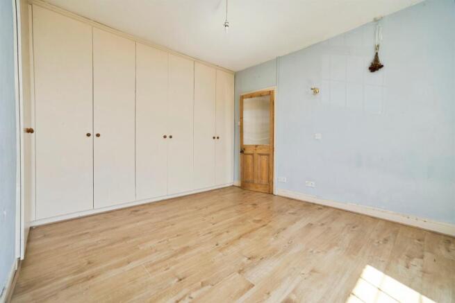 2 bed Terraced for sale Image 11