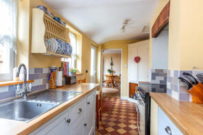 111, Park Road, Rushden NN10 0LU