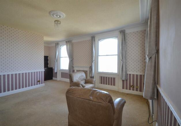 Living Room.jpg