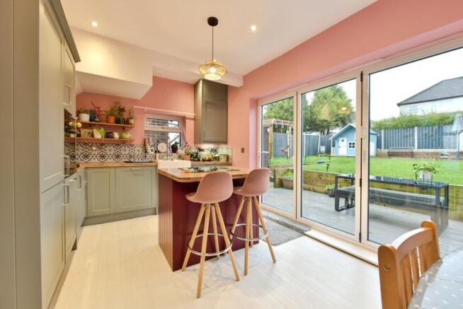 Mansfield Road, Aston, Sheffield, South Yorkshire, S26 photo 4