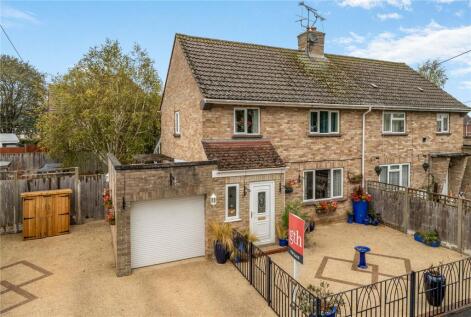The Embankment, Langport, Somerset, TA10