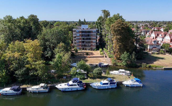 Riverside Court, River Reach, Teddington