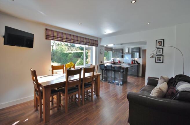 Dining Kitchen