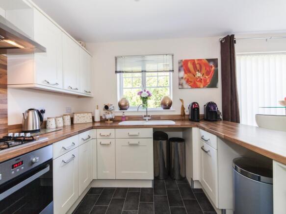 Kitchen / Dining Room