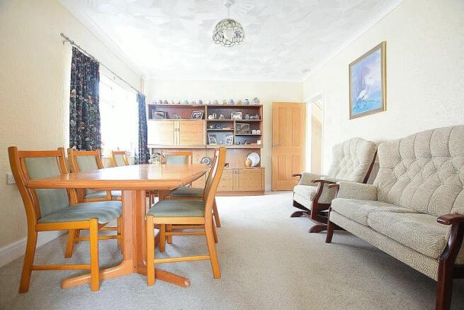 Family room /dining room / kitchen
