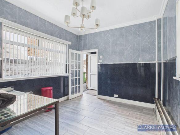 4 bed Semi-Detached for sale Image 6