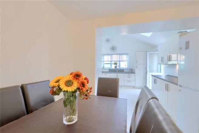 4 bed Detached for sale Image 5