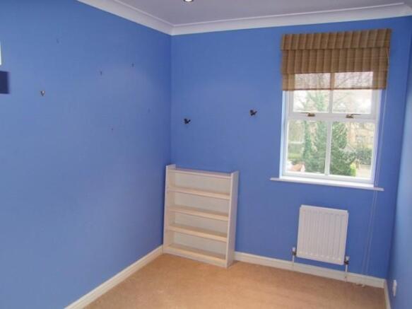 BEDROOM 2