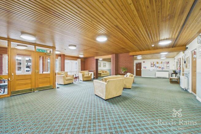 2 bed Apartment for sale Image 7