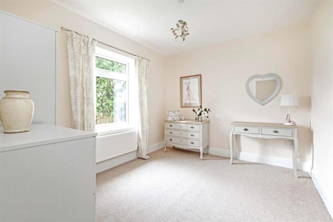 80 Newbridge Lane-4.jpg
