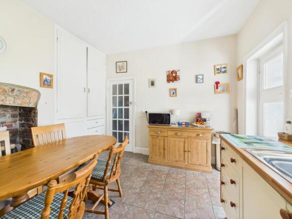 2 bed Detached Bungalow for sale Image 12