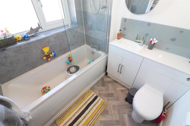 Bathroom / WC