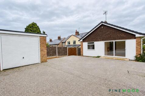 Eastwood Park Drive, Hasland, S41
