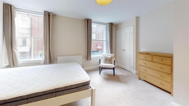 Hilton-Chambers-3-4-5-Communal-Bedroom 1.jpg