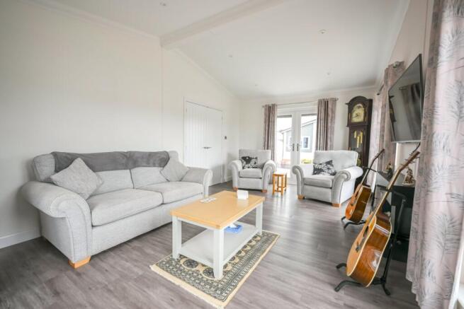 Hazelgrove EweMove Saltburn-1