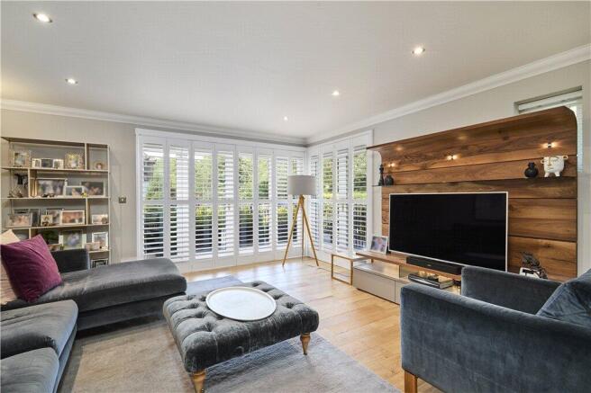 2 bed Apartment for sale Image 6