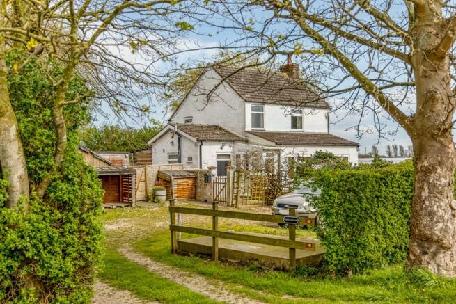 The White Cottage (Wrangle)-1.jpg