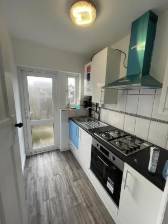 3 Bed Semi-detached house