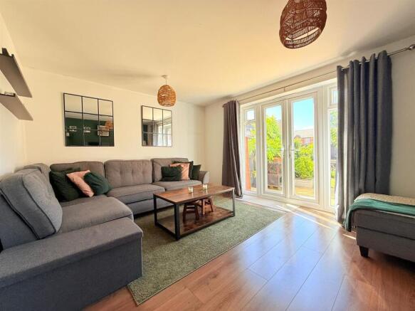 3 bed Semi-Detached for sale Image 7