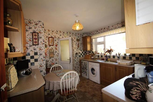 Kitchen.JPG