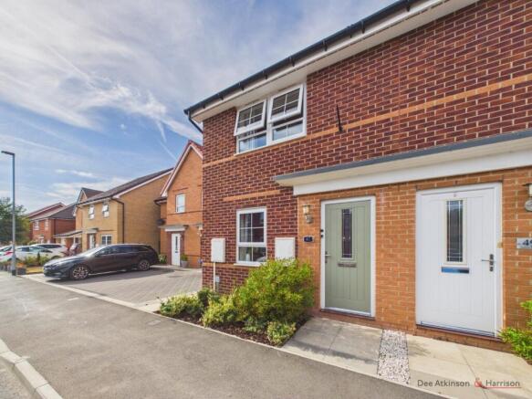 2 Bedroom End Terrace House - For Sale