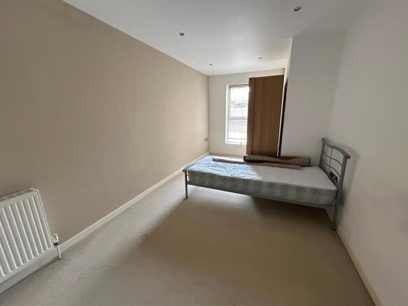 1 bed Apartment for sale Image 5