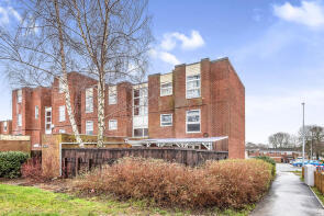 32, Beaconsfield, Brookside, Telford TF3 1NG