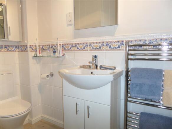 EN-SUITE