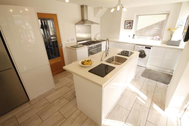 Further Kitchen