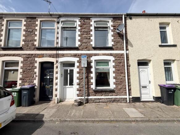 3-bed terraced on Broad Street, Griffithstown, Pontypool, NP4, £160,000